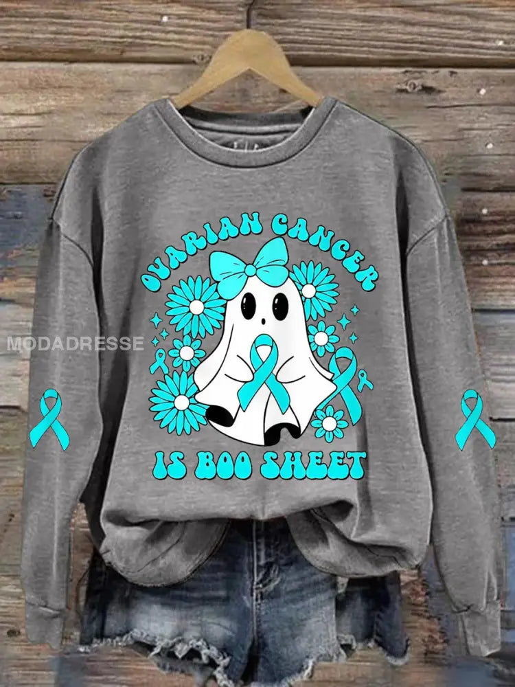 Kvinnors äggstockscancer är Boo Sheet Halloween Spök Teal Ribbon Ovarian Cancer Medvetenhet Sweatshirt ljusgrå. / S