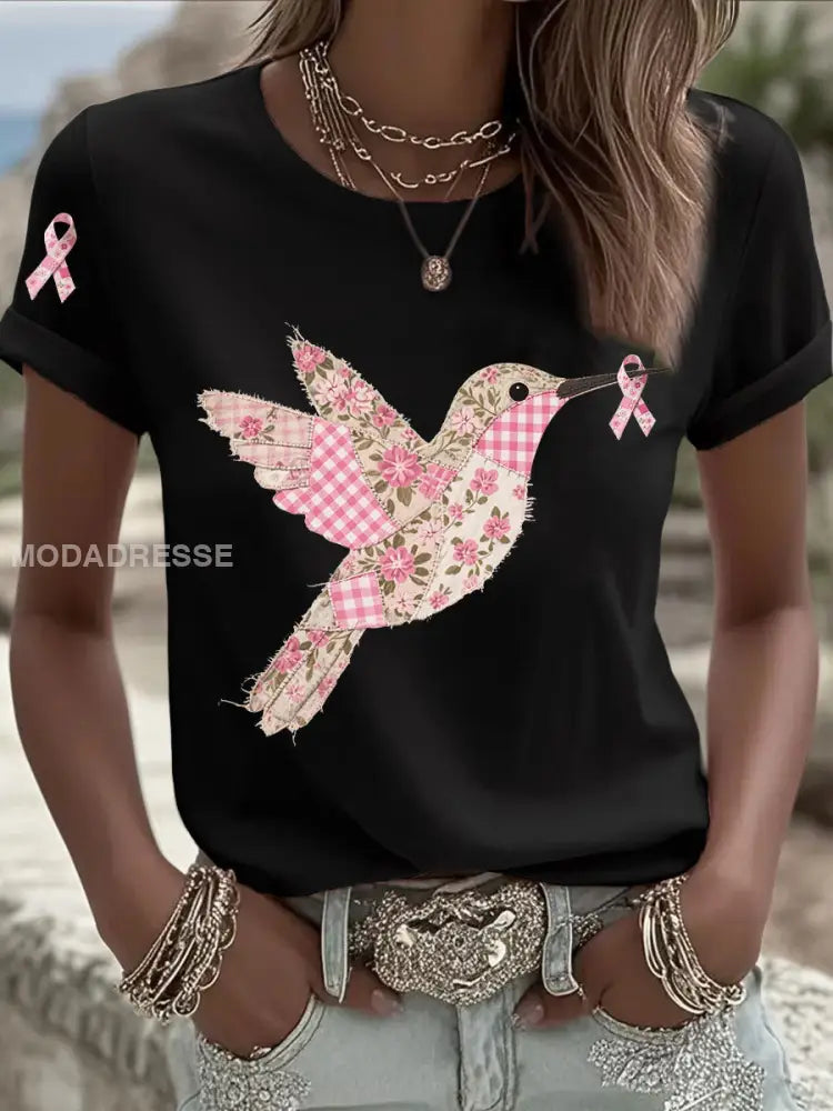 Kvinnors rosa kolibri Print T shirt svart / S