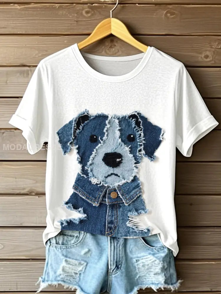 Kvinnors söta hund Denim Patchwork Art T-shirt vitt / S