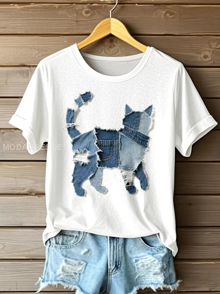Kvinnors söta katt Denim Patchwork konst T-shirt vitt / S