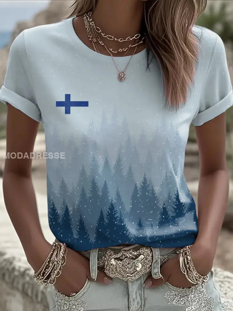 Naisten unelma Blue Forest & Suomen ristigrafiaalinen T-paito moniväri / S