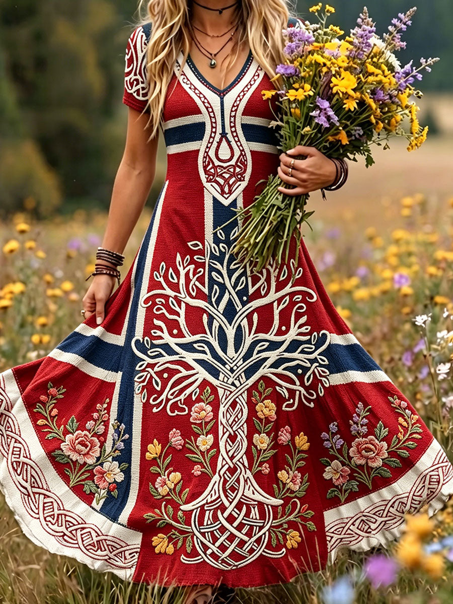 Damekjole i skandinavisk stil med nordisk blomstermotiv trykt på linstofg