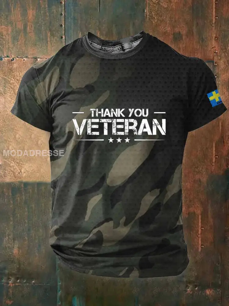 Vintage Svenska militärtema Tryck T-shirt som bild / S