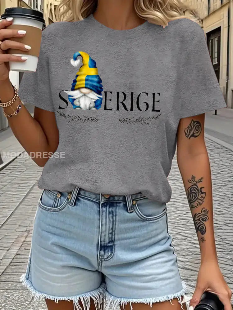 Damens Sveriges flagg tryckt T shirt ljusgrå / S