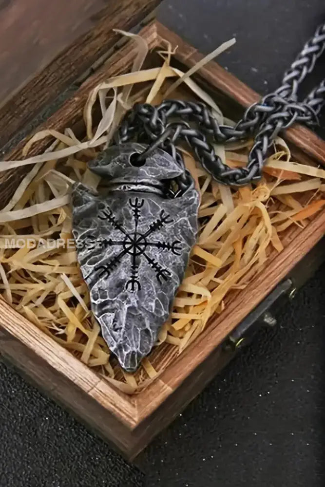 Kompass Hjälm Pendant Halsbande mörk grå