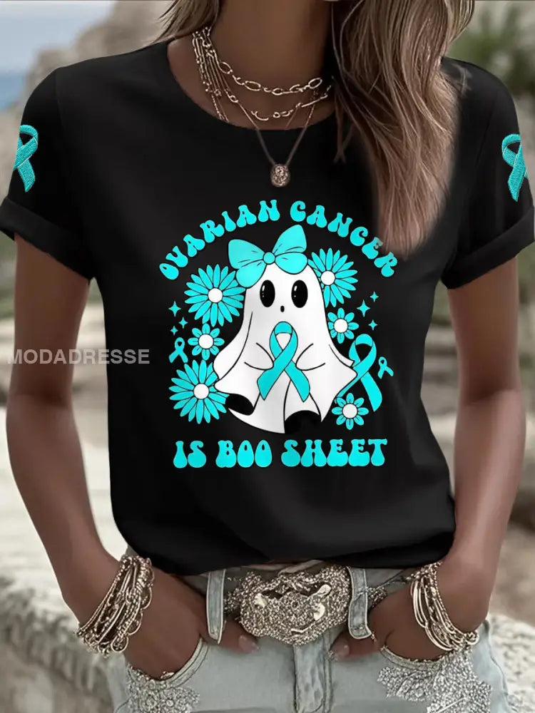 Kvinnors äggstockscancer är Boo Sheet Halloween Spök Teal Ribbon Ovariell cancer medvetenhet Tee svart / S