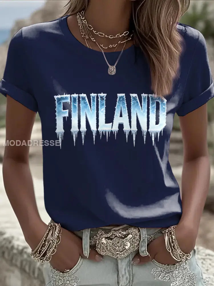Kvinnors cool isstil ’FINLAND’ Grafisk T-shirt flerlog / S