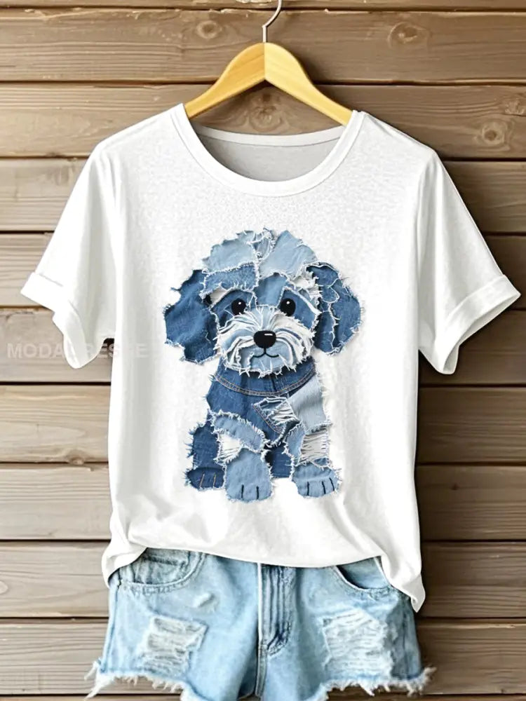 Kvinnors söta hund Denim Patchwork Art T-shirt vitt / S
