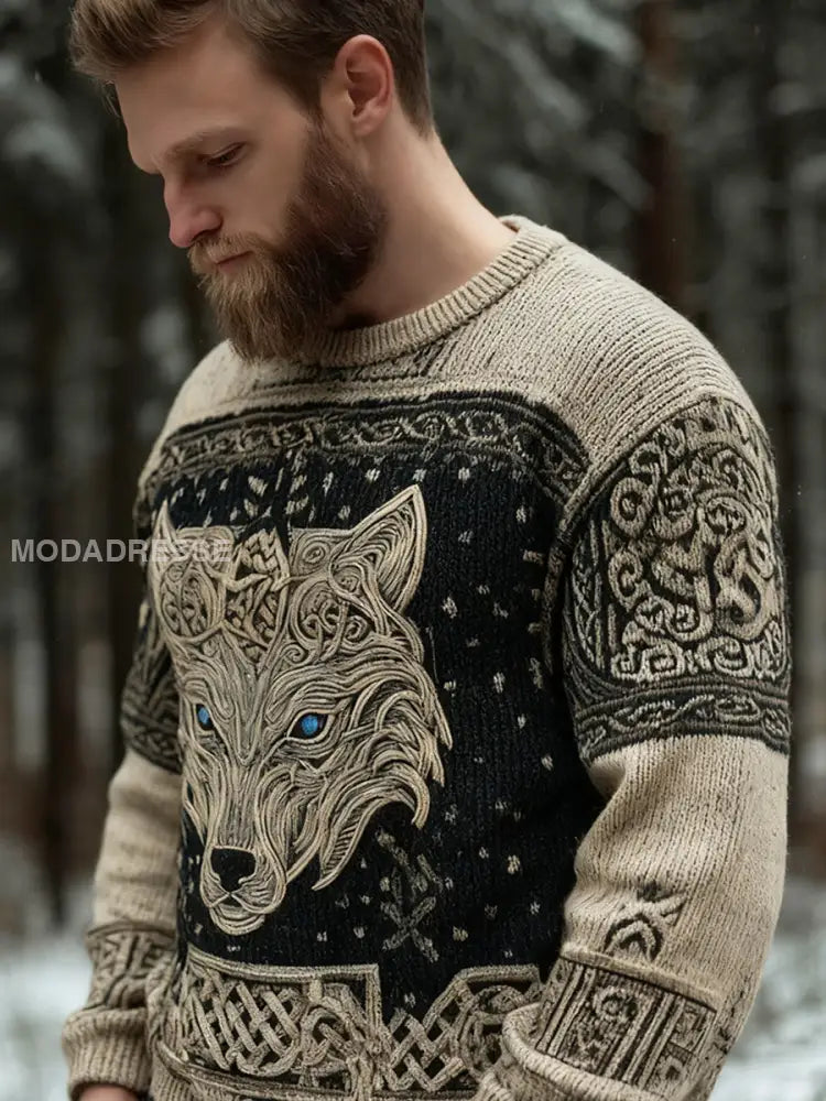 Mäns tröja i vikinga stil. som bild / S