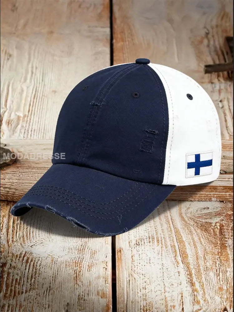 Miesten ahdistunut merivoimien valkoinen suomalainen lippu Baseball Cap -liikka moniväri