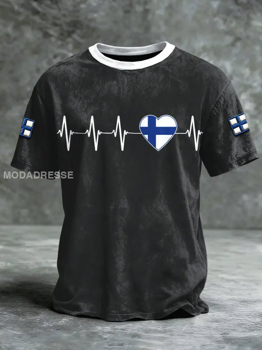 Miesten musta T-paita suomalaisella lippusydän Print musta / S