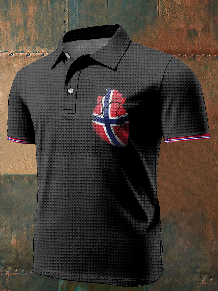 Norges flagg trykt på topp