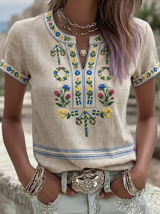 Dams retrokonst svensk midsommar blommig t-shirt med v-ringning