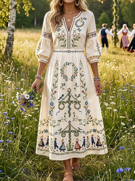 Damsvängångsklänning i vintagestil med svensk midsommarinspiration och blommotiv