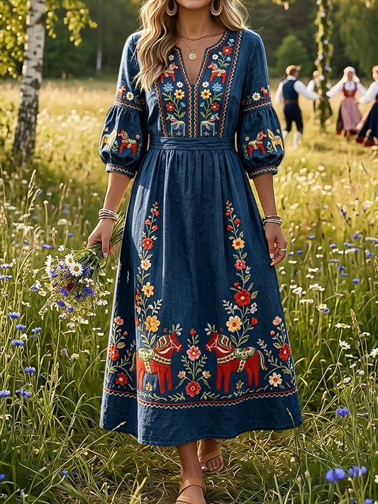 Damskjol i vintagestil med blommönster och gunghästmotiv, klänning med V-ringning