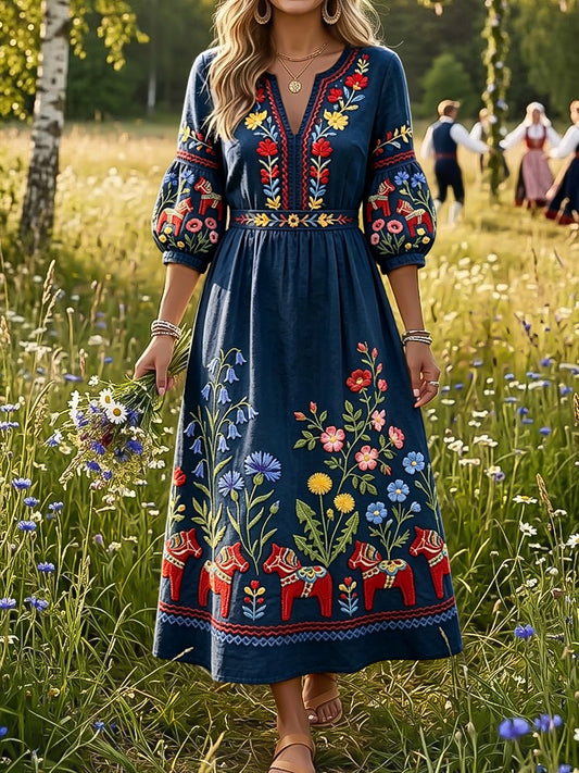 Damsvänggunga i vintagestil från Sverige med kornblomsmönster och V-ringning