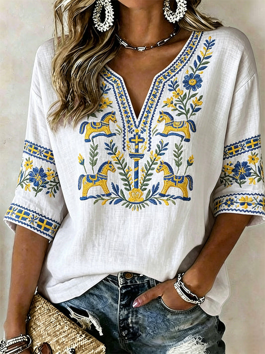 Damsvensk midsommartryck avslappnad t-shirt