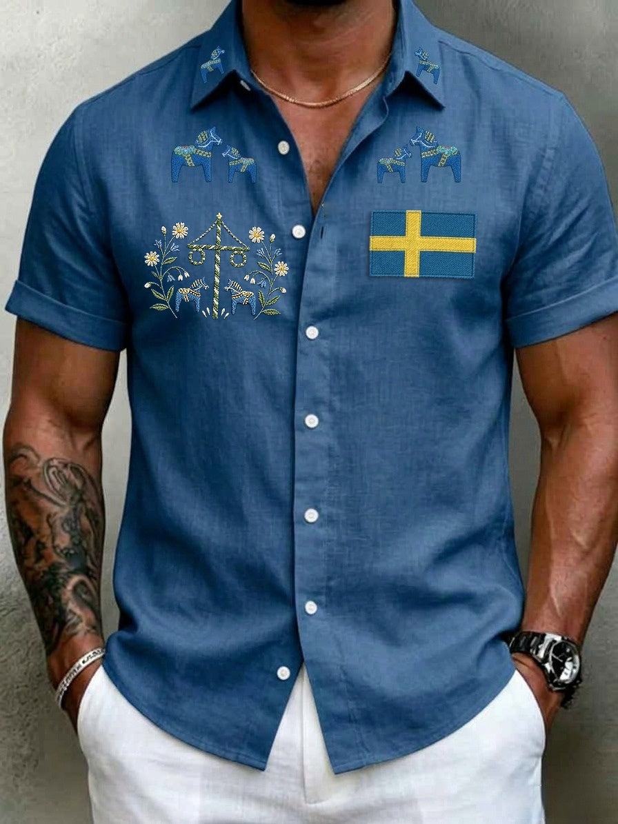 Herrretro svensk midsommarfolkaldrigblommig bomull-linne skjorta med korta ärmarna