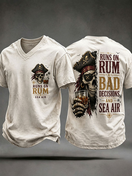 Mäns "kör på rom, dåliga beslut och havsluft" T-shirts