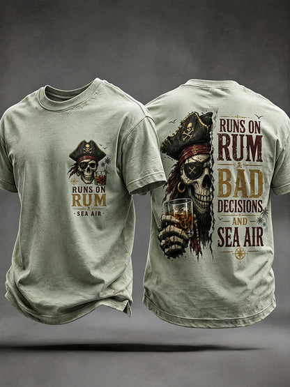 Mäns 'kör på rom, dåliga beslut, och havsluft' T-shirts