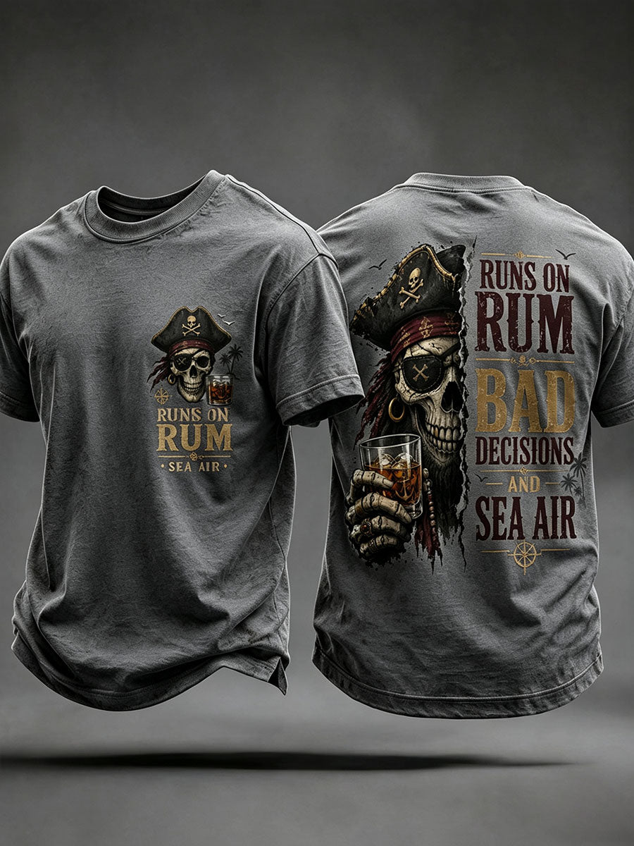 Mäns 'kör på rom, dåliga beslut, och havsluft' T-shirts