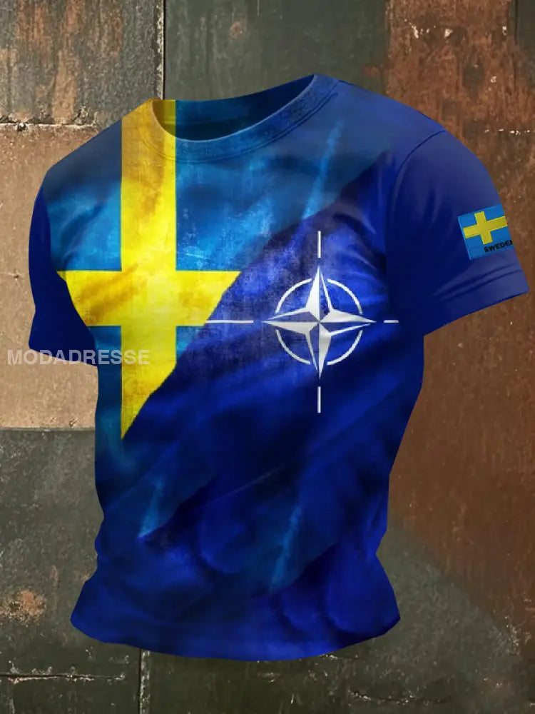 Svenska militär-temaförskjutna T-shirt som bild / S