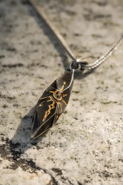 Vintage önskemål sten halsbandet mörk grå