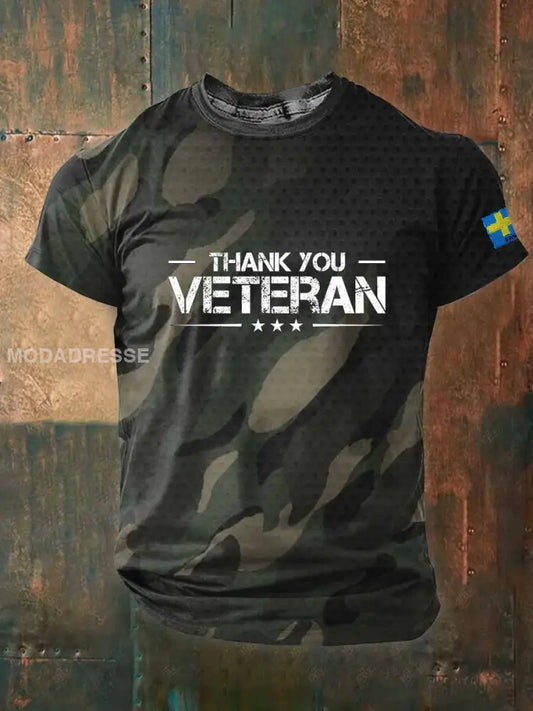 Vintage Svenska militärtema Tryck T-shirt som bild / S